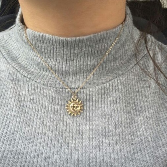 NEW Rustic gold dainty sun & moon charm necklace - Picture 2 of 5